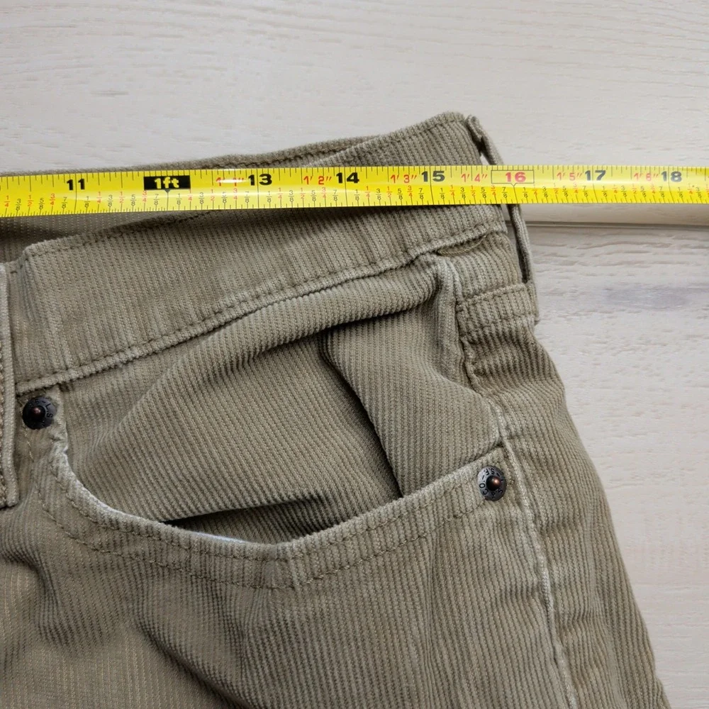 Levis no holes